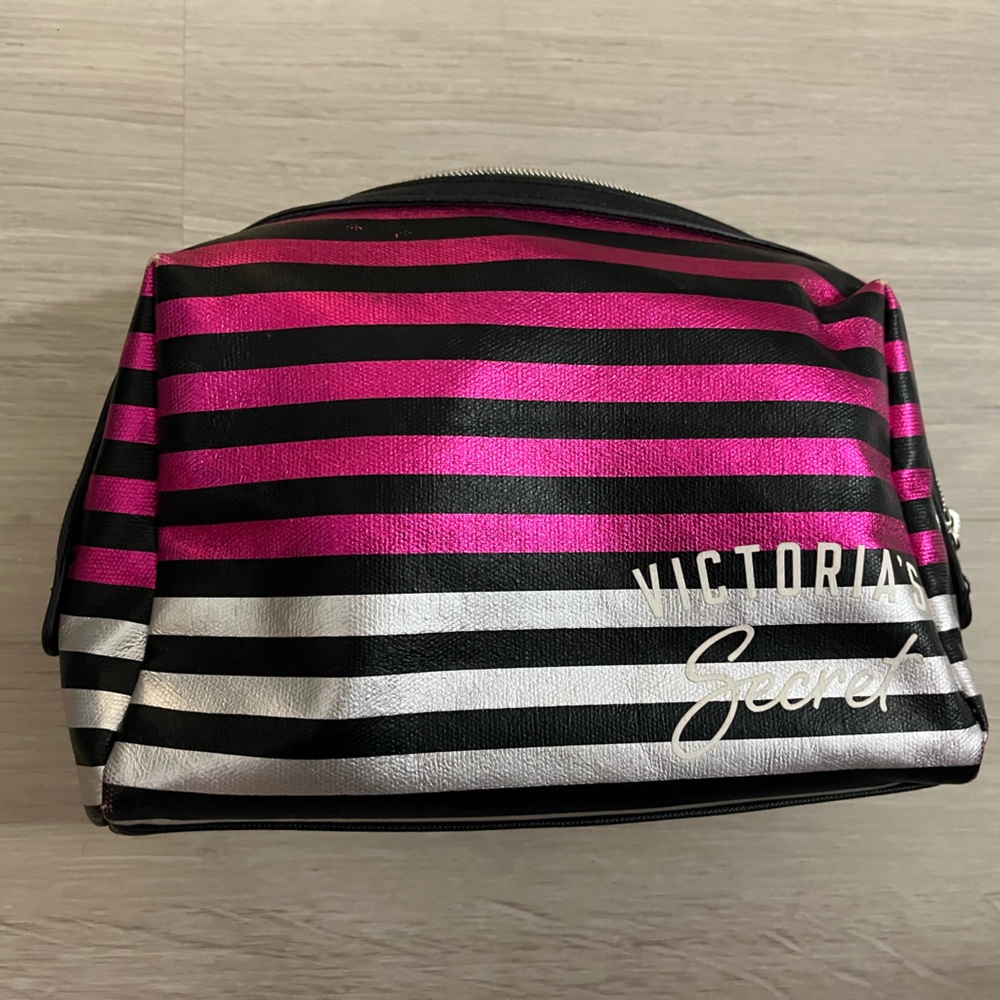 Victoria secret pouch